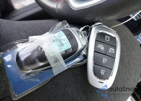 2023 Hyundai Sonata Sel Plus z USA, uszkodzony, nr VIN KMHL44J27PA327486